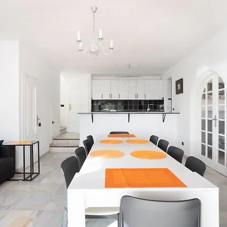 Detached Panoramic Sea View Close To Siam Park, With Private Swimming Pool Villa